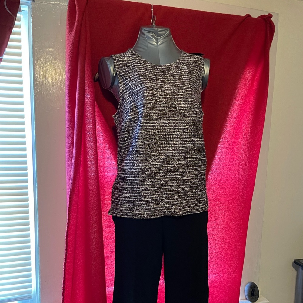 Classy Multicolored Sweater Shell Vest